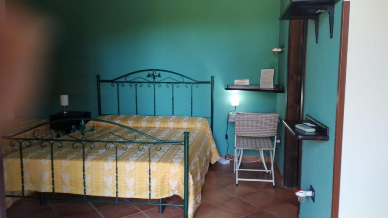 Agriturismo Il Pozzo Antico Маскали Екстериор снимка