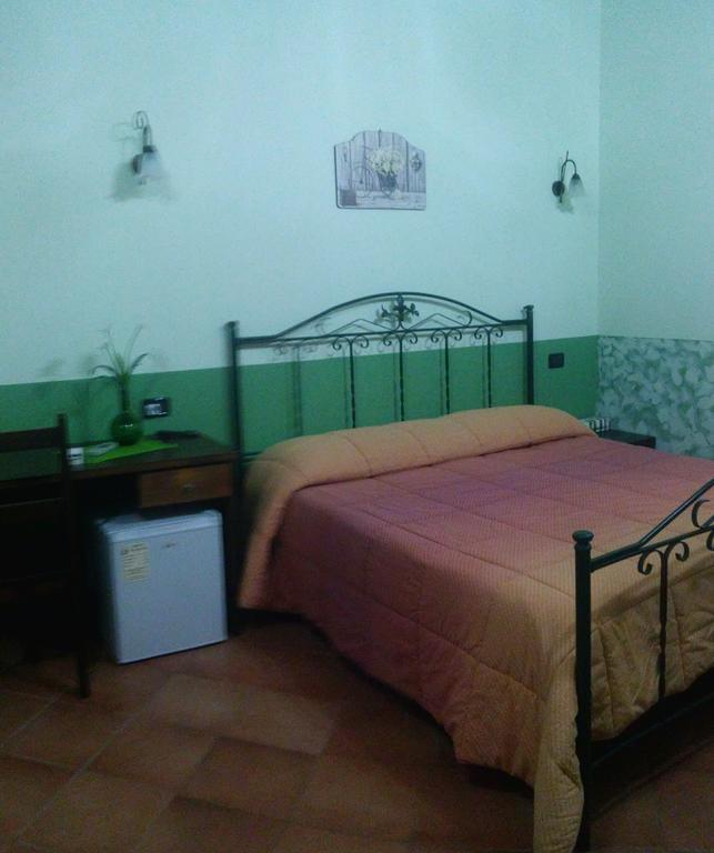Agriturismo Il Pozzo Antico Маскали Екстериор снимка