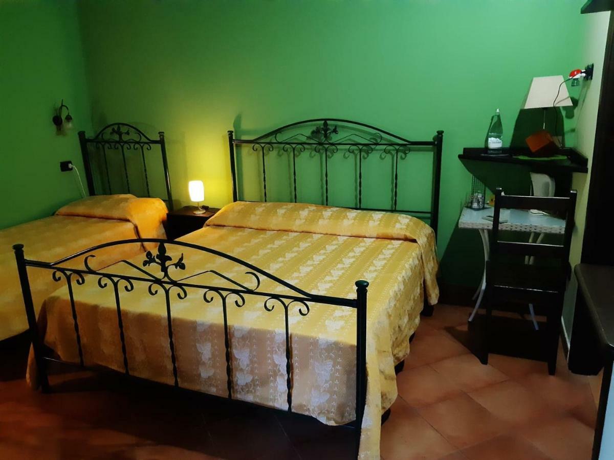 Agriturismo Il Pozzo Antico Маскали Екстериор снимка